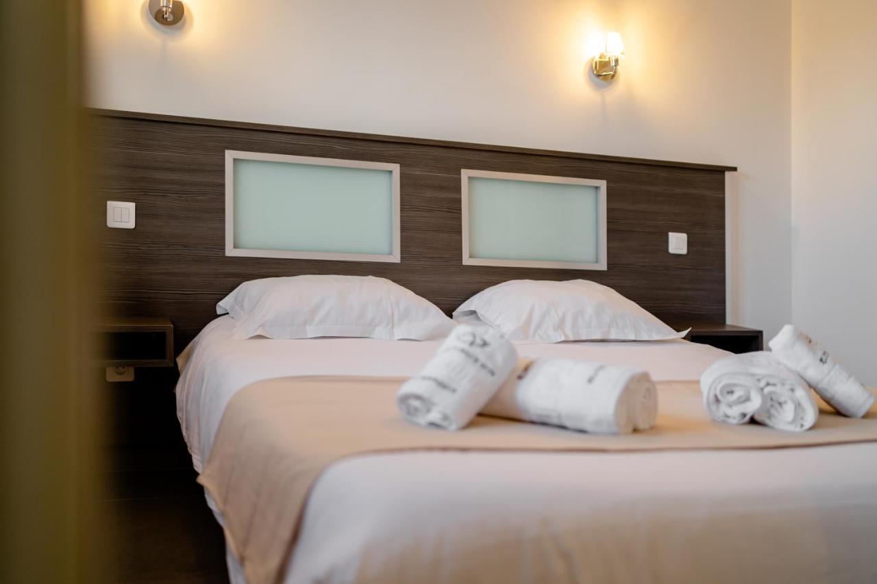Aparthotel Dolce Vita De Palombaggia 3*